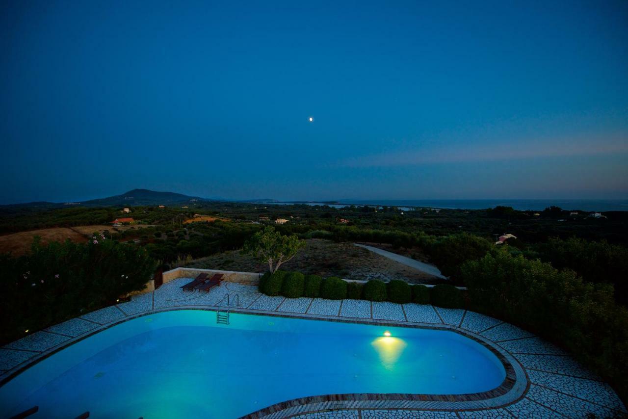 Villa Petrino Halikounas ภายนอก รูปภาพ